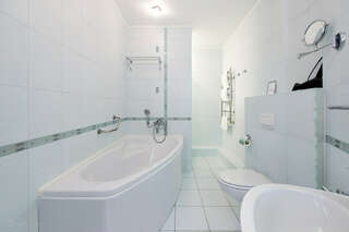 Гостиница Кристалл Зеленоградск Двухместный номер Делюкс с 1 кроватью и балконом-4