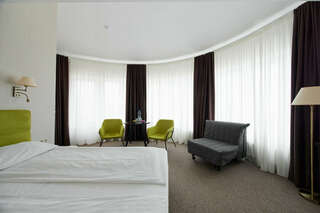 Гостиница Кристалл Зеленоградск Двухместный номер Делюкс с 1 кроватью и балконом-10