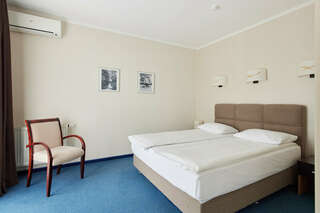 Гостиница Кристалл Зеленоградск Двухместный номер с 1 кроватью или 2 отдельными кроватями-7